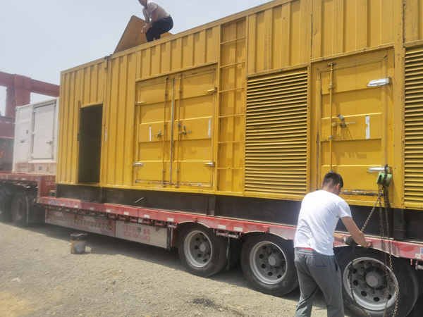 休宁汽油发电机对供油装置的要求