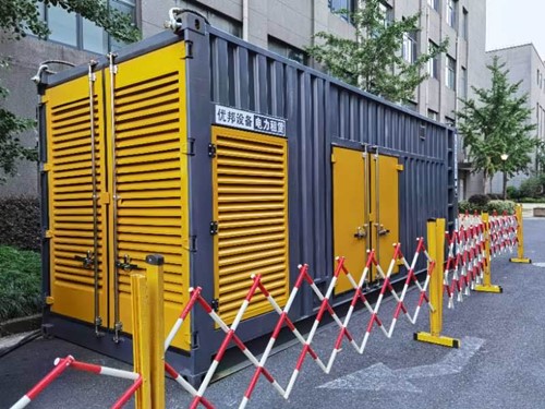 休宁温度对电压测量结果的影响是否存在理论计算公式？